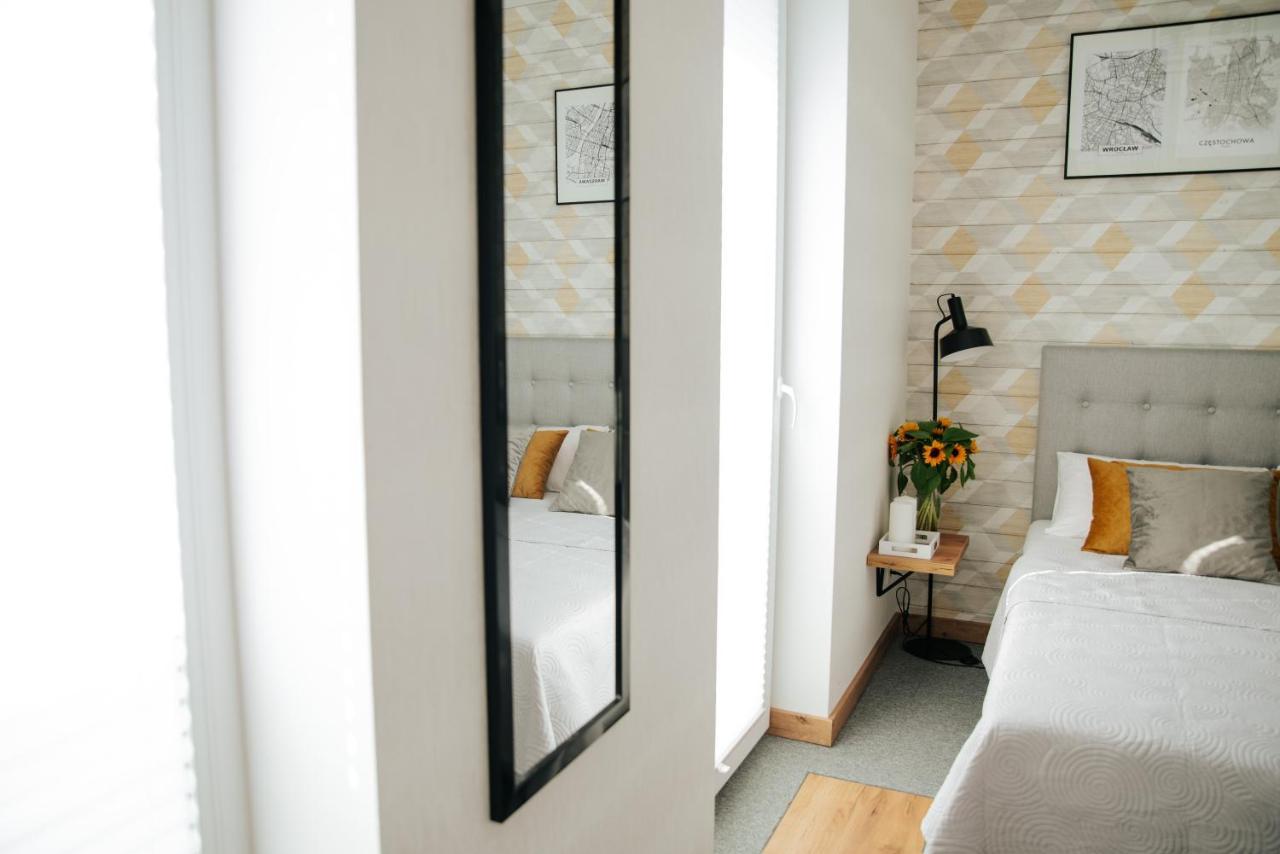 Apartamenty Czestochowa Eu 'Garaz Gratis' Esterno foto